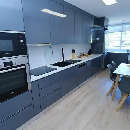 Apartman Diamante House Com Garagem Privada