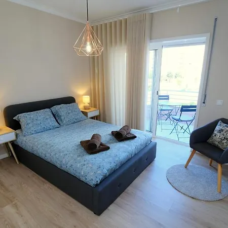 Diamante House Com Garagem Privada Апартаменти