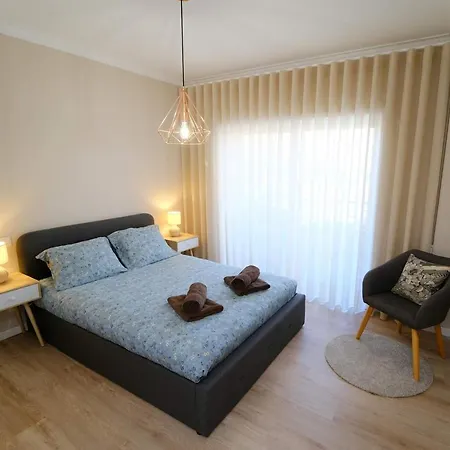 Diamante House Com Garagem Privada דירה *