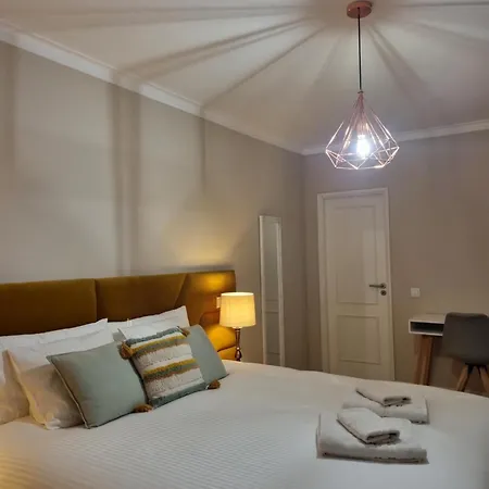 Diamante House Com Garagem Privada דירה