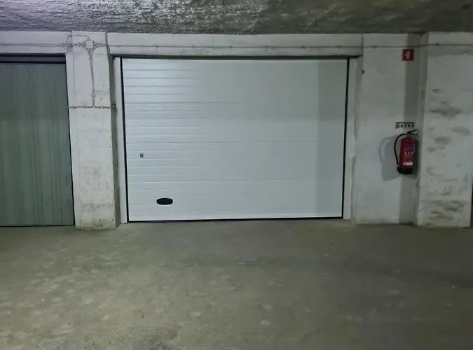 Diamante House Com Garagem Privada Брага