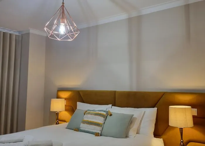 Diamante House Com Garagem Privada Брага